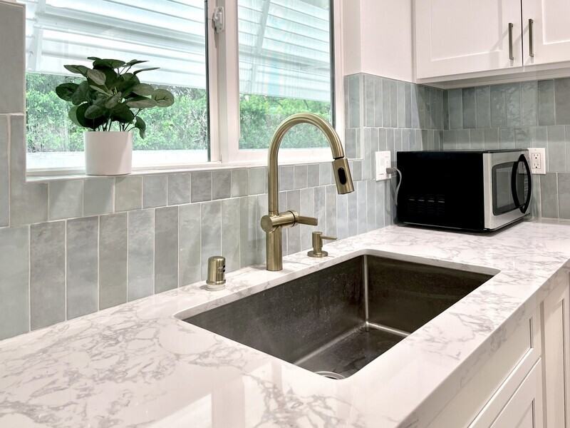 1508 Farrington St #A - Photo 7 of 19