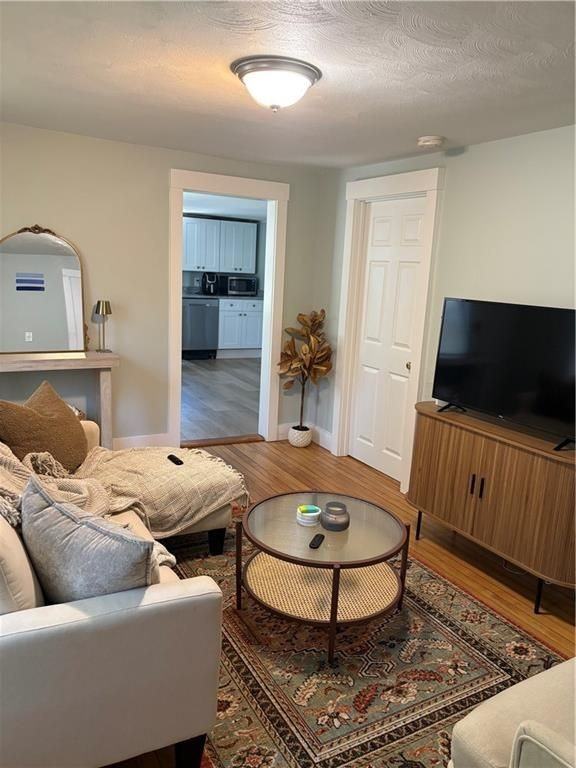 10 Robinson St ##A - Photo 5 of 12