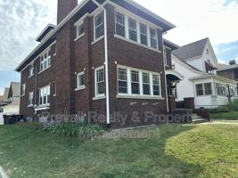 featured image of 127 Regan St