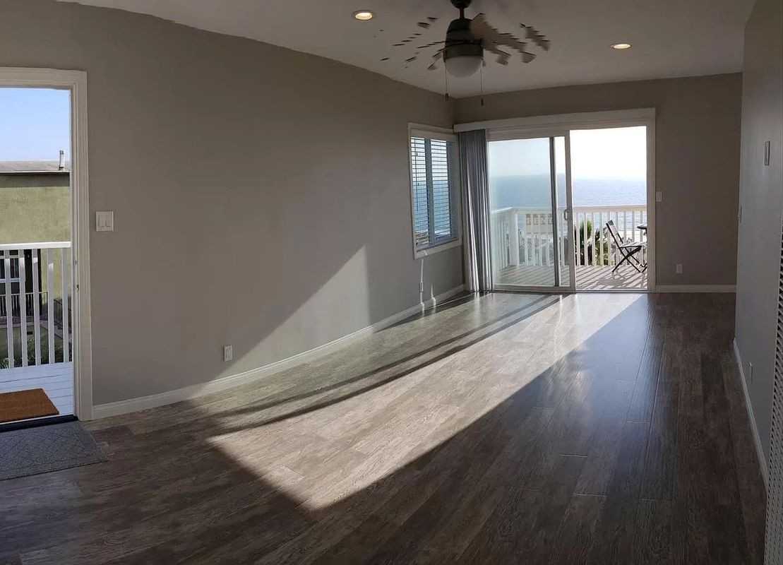 4201 Crest Dr - Photo 3 of 5