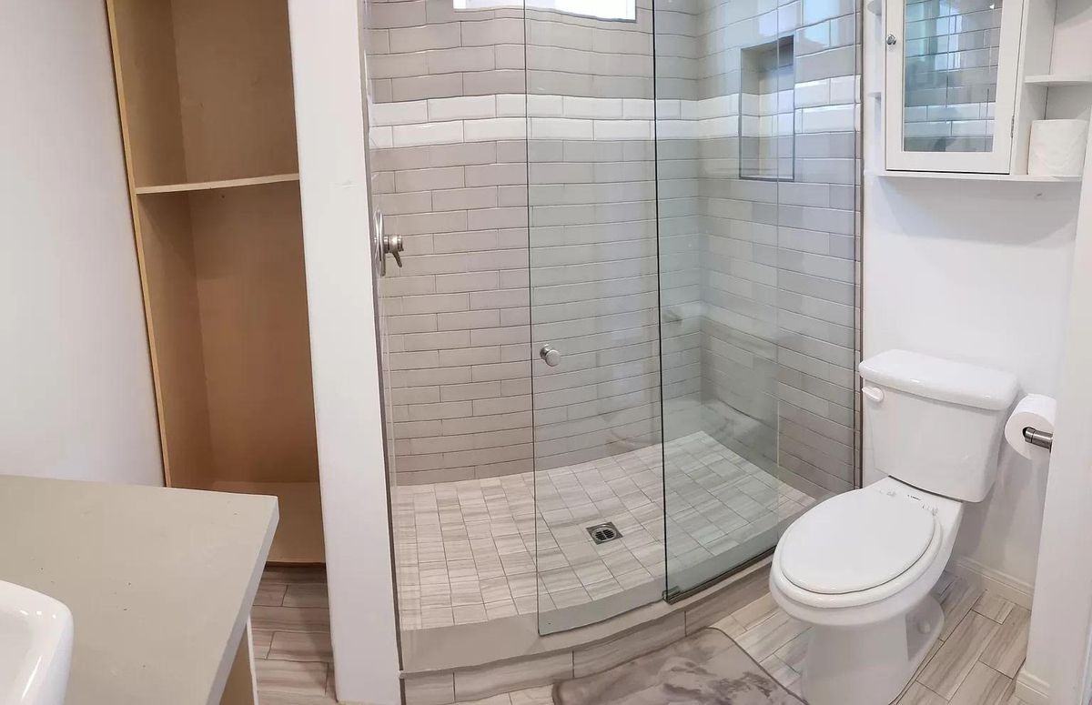 4201 Crest Dr - Photo 5 of 5