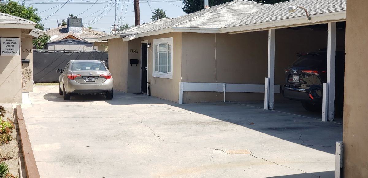 3359 1/2 Sequoia Dr - Photo 2 of 16
