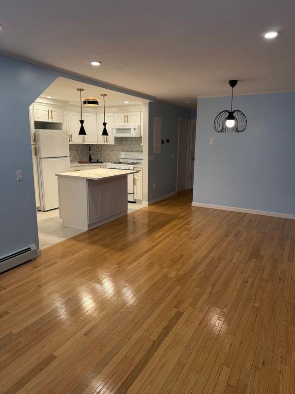 46 Hull St - Photo 4 of 9