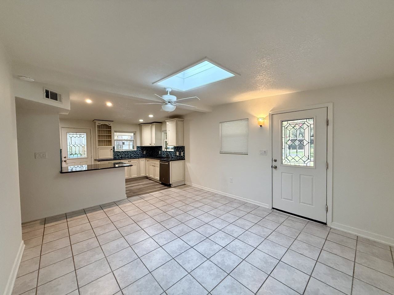 3 Driftwood Ave - Photo 7 of 38
