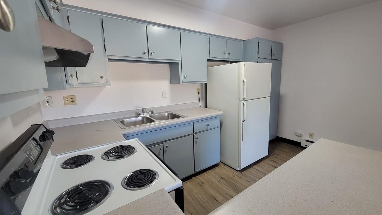 612 Morris St Ne - Photo 5 of 50
