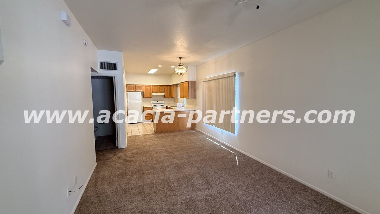 4242 E Monte Vista Dr #4 - Photo 3 of 18