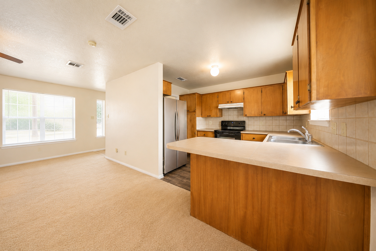4208 Vicki Dr - Photo 5 of 19