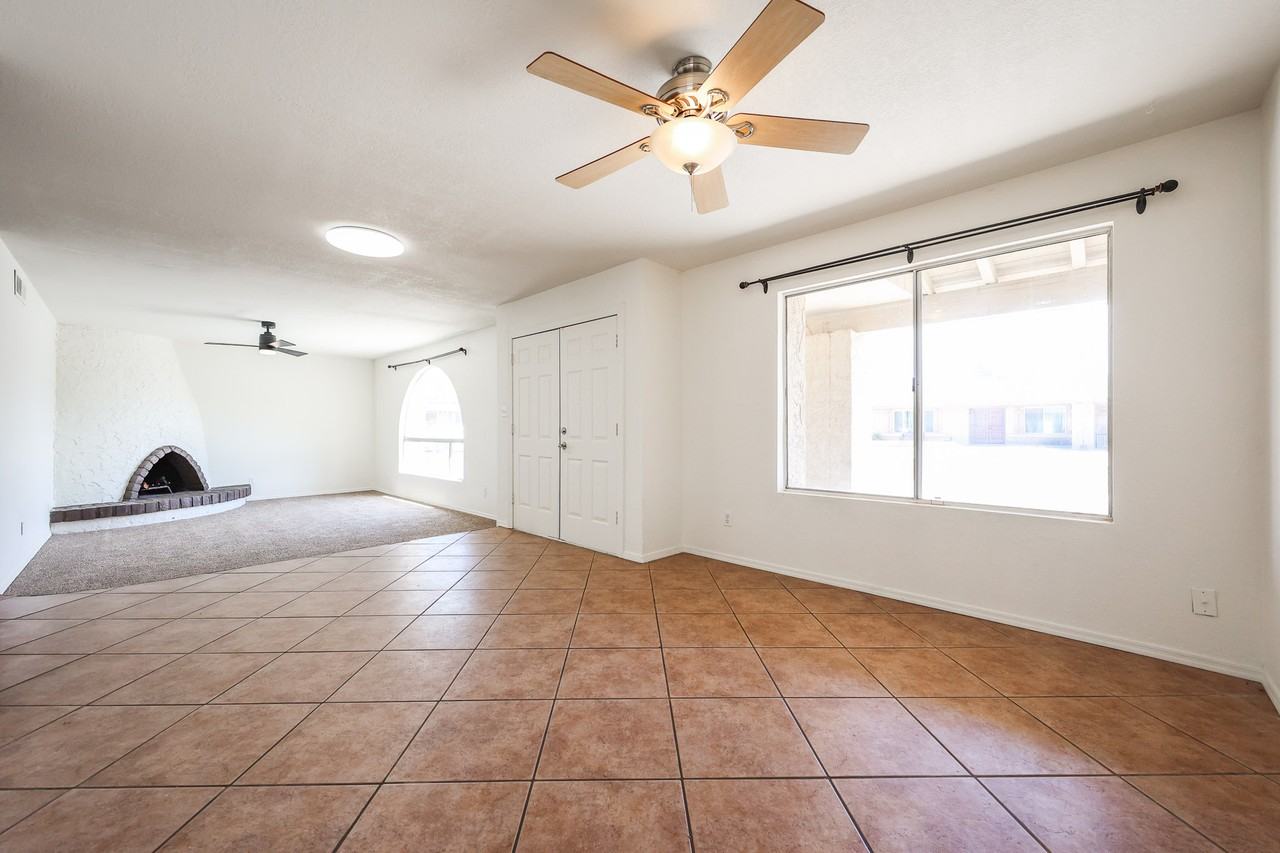 552 W Kilarea Ave - Photo 6 of 47