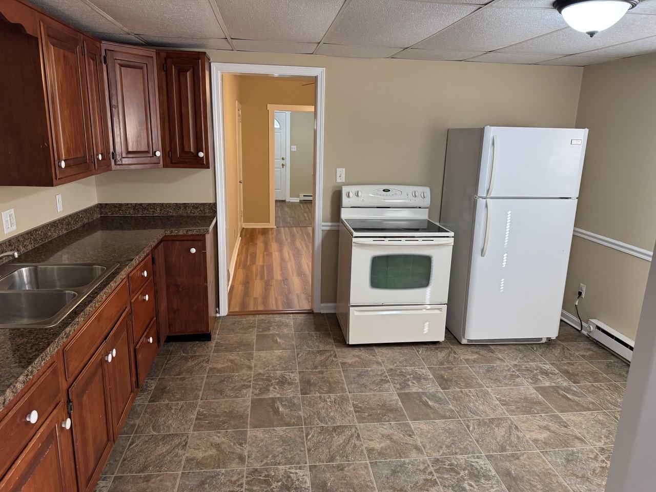 127 Grant St - Photo 3 of 16
