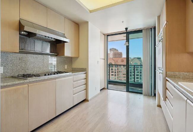 10490 Wilshire Blvd #1402 - Photo 4 of 43