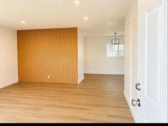 9118 Avalon Blvd - Photo 6 of 7