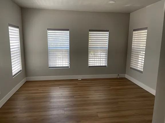 370 N Wilton Pl - Photo 2 of 10