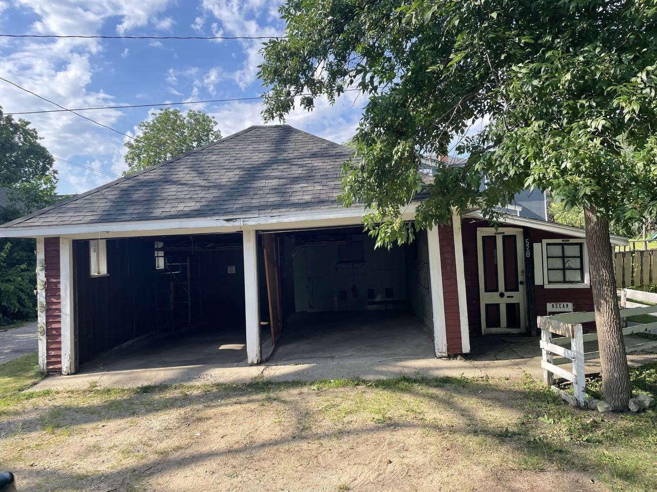 214 W Vasa Ave - Photo 4 of 12