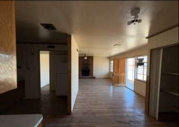1504 S Union Ave - Photo 4 of 15
