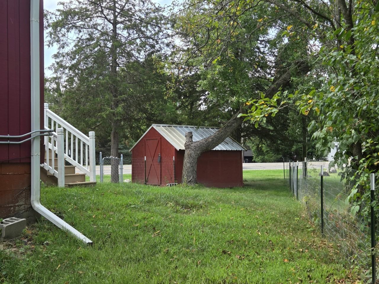 11975 Hall Rd #NA - Photo 3 of 37