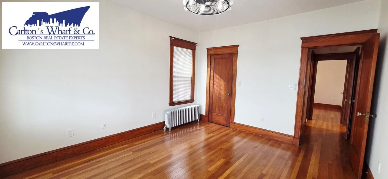 104 Bayswater St - Photo 7 of 24