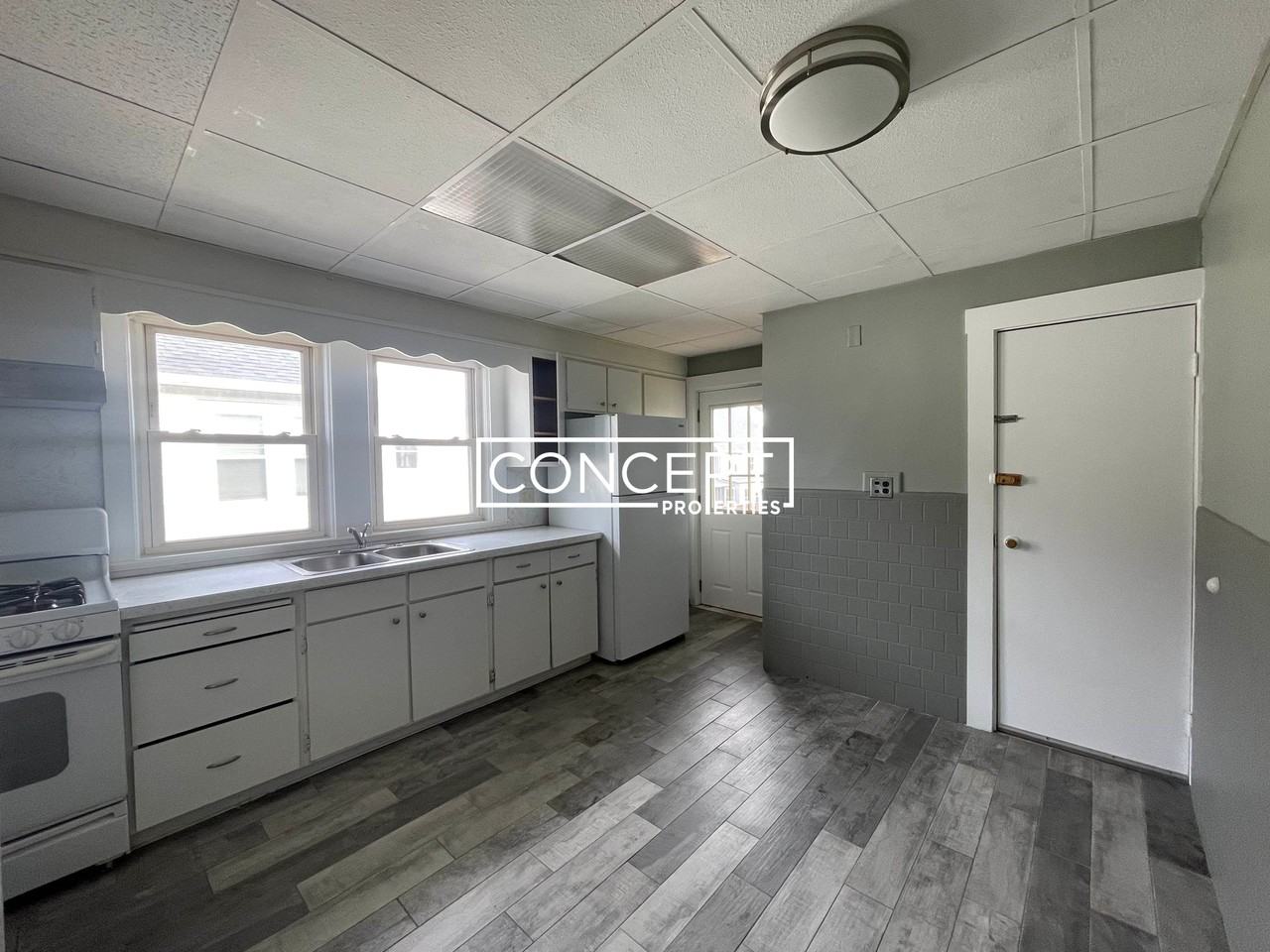 14 2nd St #14 - Photo 5 of 12