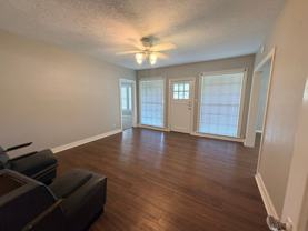 3002 N Main St - Photo 1 of 1