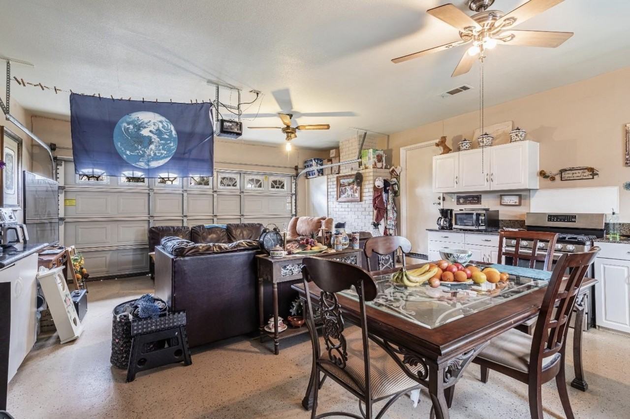 2638 W Rialto Ave #NA - Photo 4 of 18