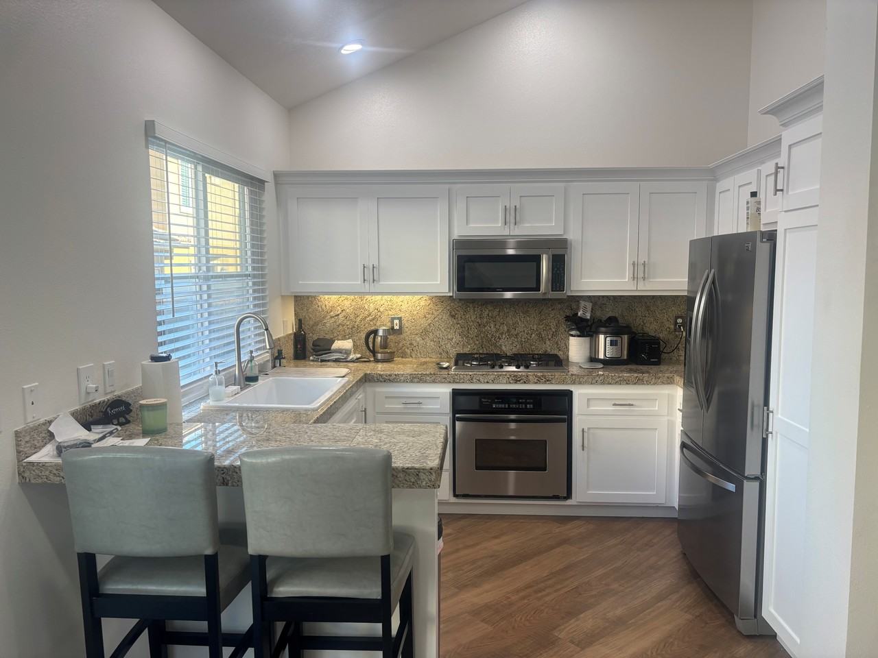 2823 N Naples Ct #C - Photo 5 of 17