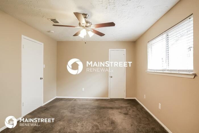 4514 Rosegate Dr - Photo 7 of 14