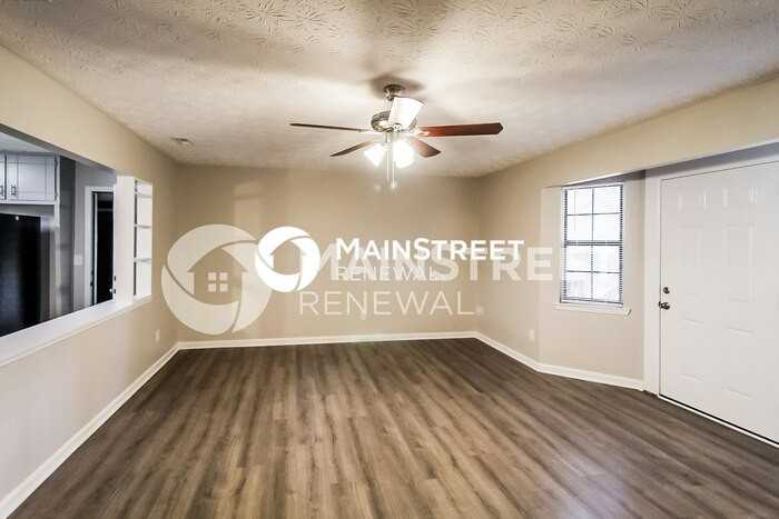 1263 Briar Ridge Ln - Photo 2 of 15