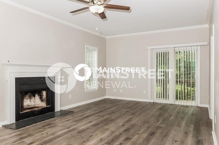 120 Hollow Ct - Photo 4 of 17