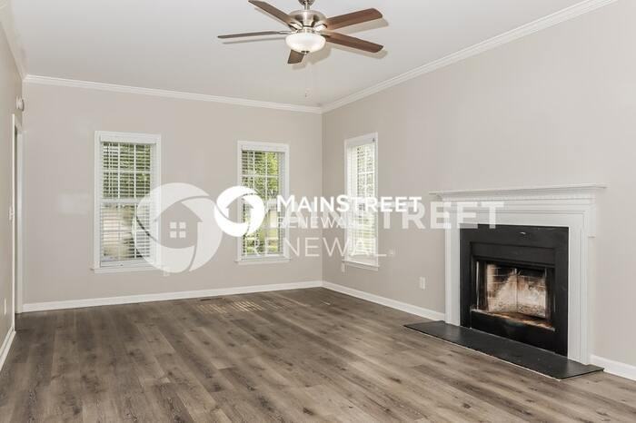 120 Hollow Ct - Photo 5 of 17