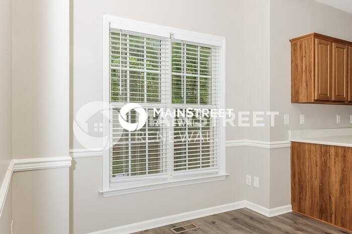 120 Hollow Ct - Photo 6 of 17