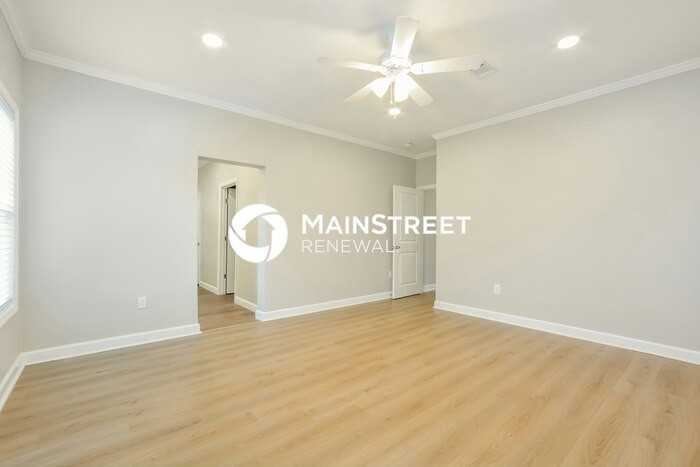 756 18th St - Photo 6 of 16