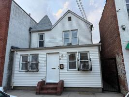 featured image of 10117 94th Ave #FULL