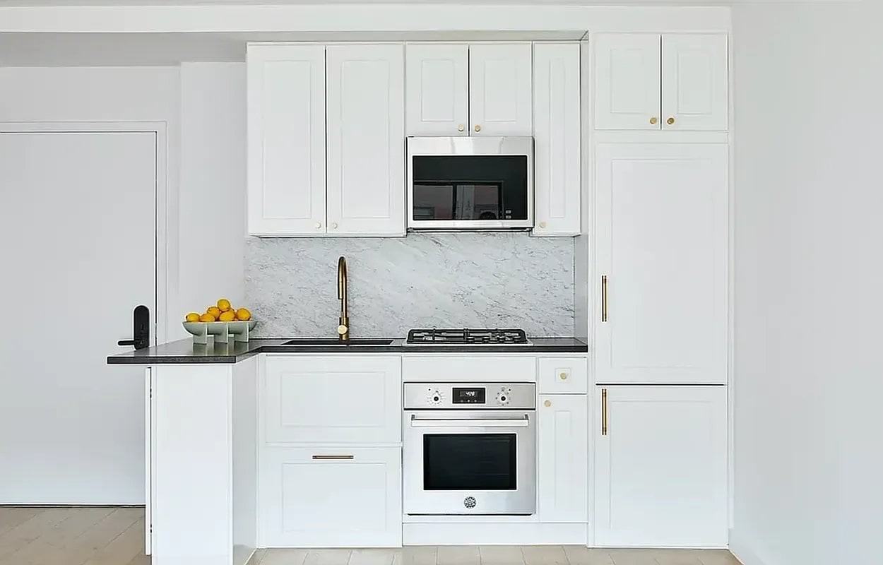 10 Rutgers St #4L - Photo 3 of 8