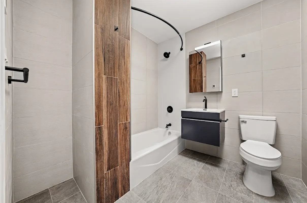 435 Central Ave #1F - Photo 4 of 4