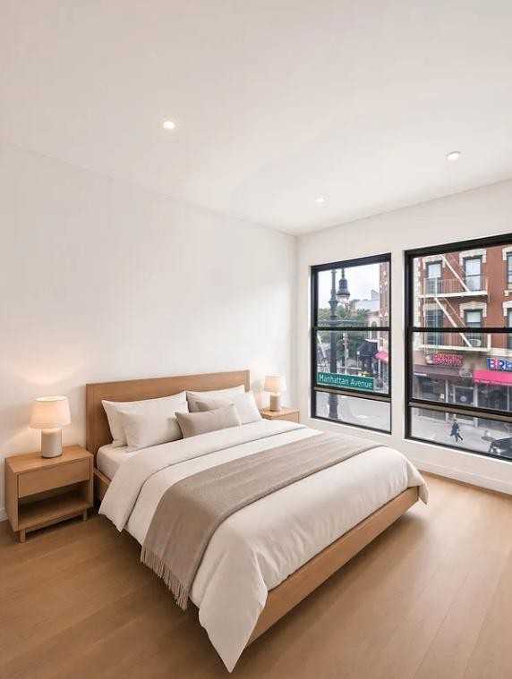 644 Manhattan Ave #PH - Photo 5 of 7
