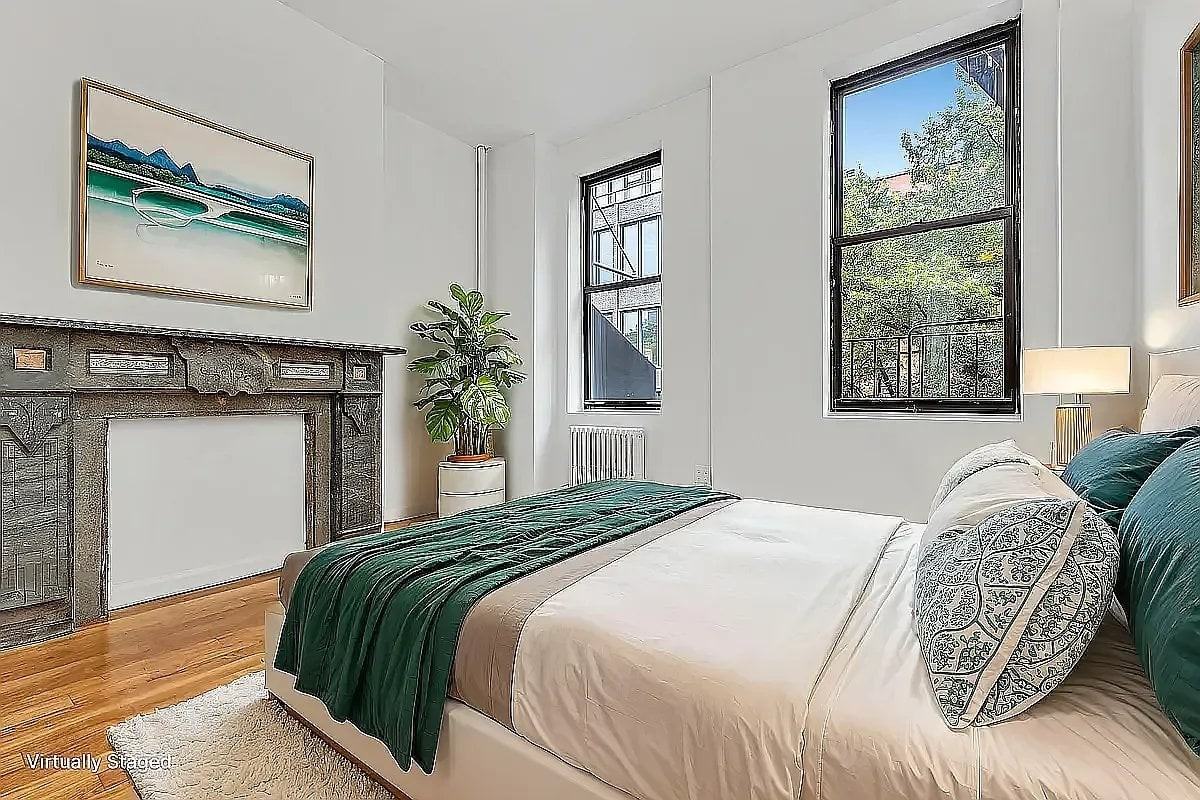25 Thompson St #18 - Photo 2 of 5