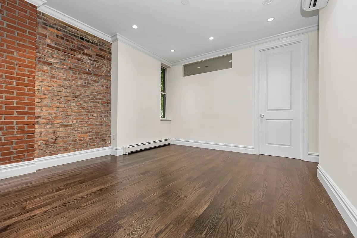 448 W 19th St #3CD - Photo 5 of 8