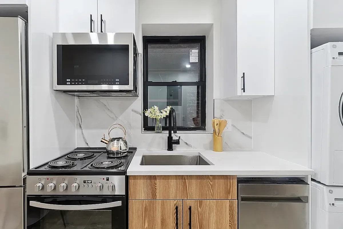 176 Rivington St #3 - Photo 3 of 7