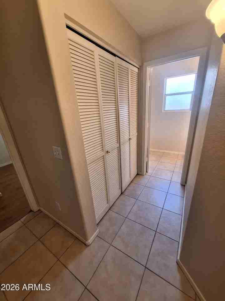 6728 E Melrose St - Photo 6 of 24