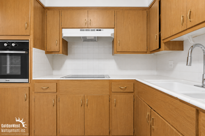 1911 W Berridge Ln #2 - Photo 6 of 20