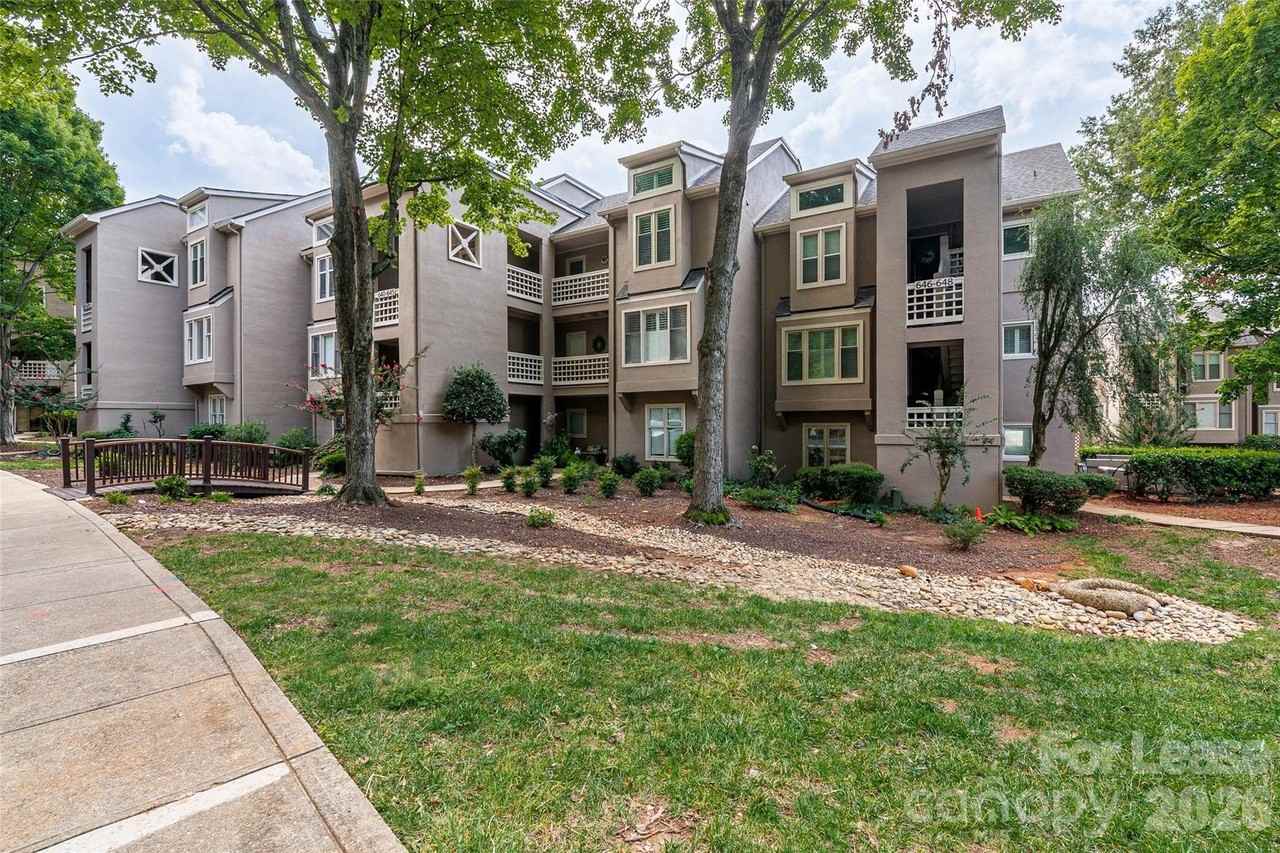 646 Portside Dr - Photo 2 of 33