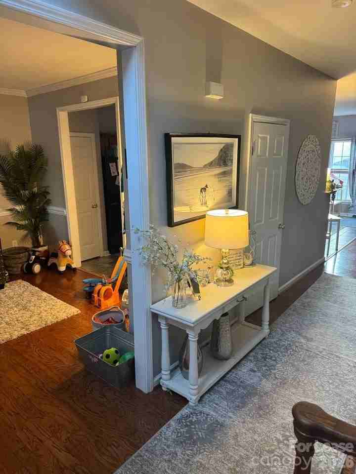 11729 Royal Castle Ct - Photo 4 of 35