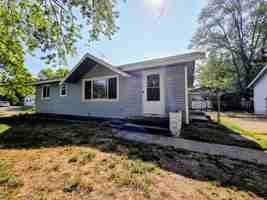 featured image of 11255 Arrowhead St Nw
