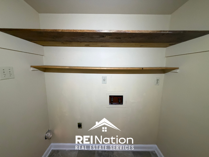 5989 Pebblehill Dr - Photo 7 of 21