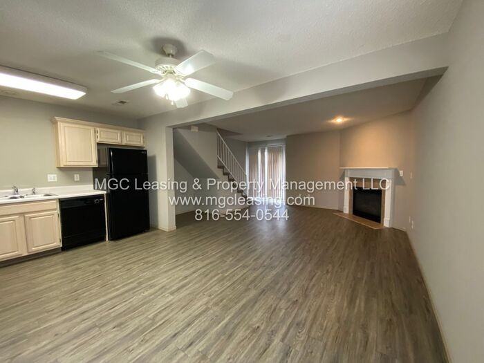 1014 Garden Dr - Photo 4 of 19