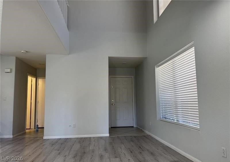 11029 Meadow Leaf Ave - Photo 5 of 35