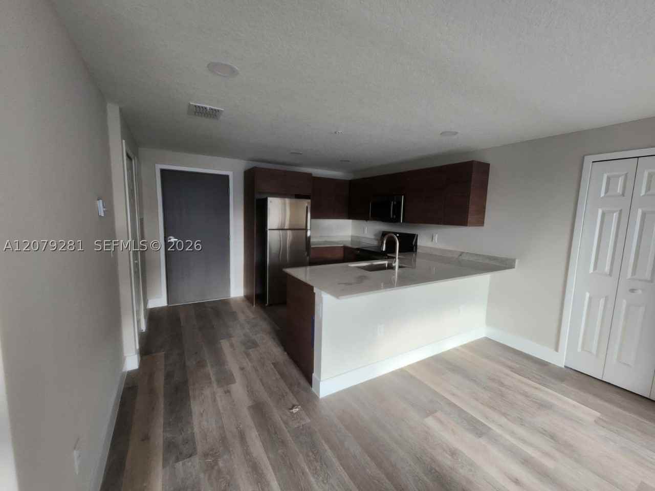 4424 S Texas Ave #212