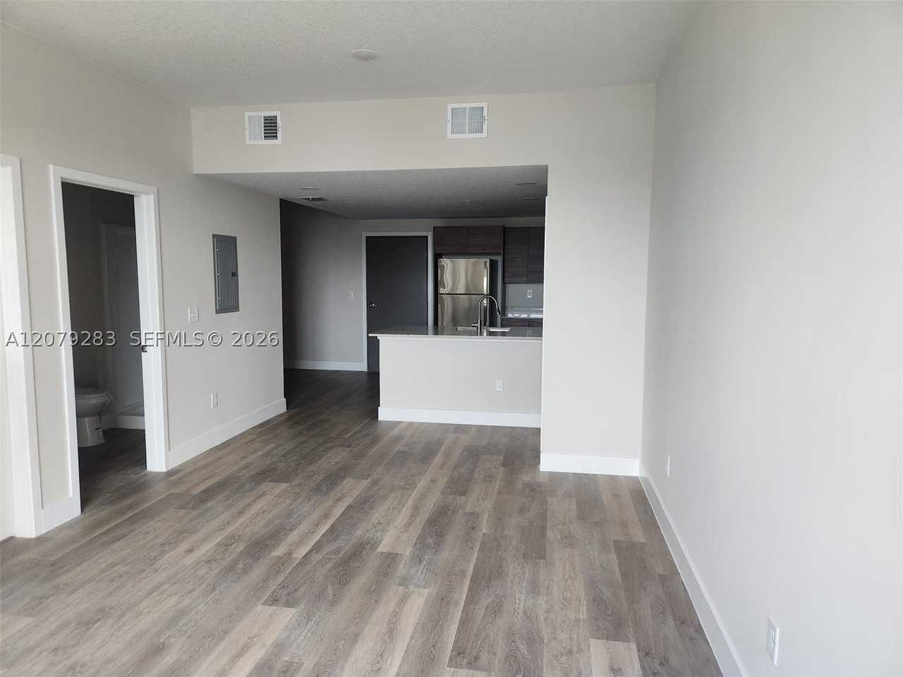4424 S Texas Ave #220
