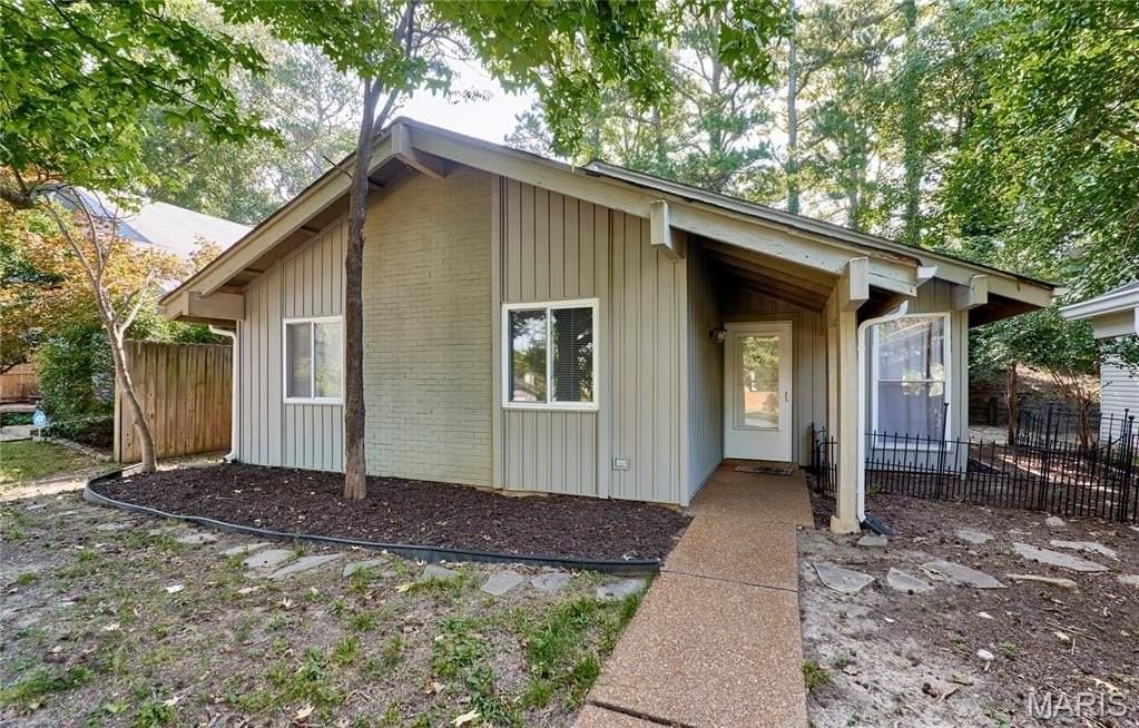 1470 Pine Row Ct - Photo 3 of 30