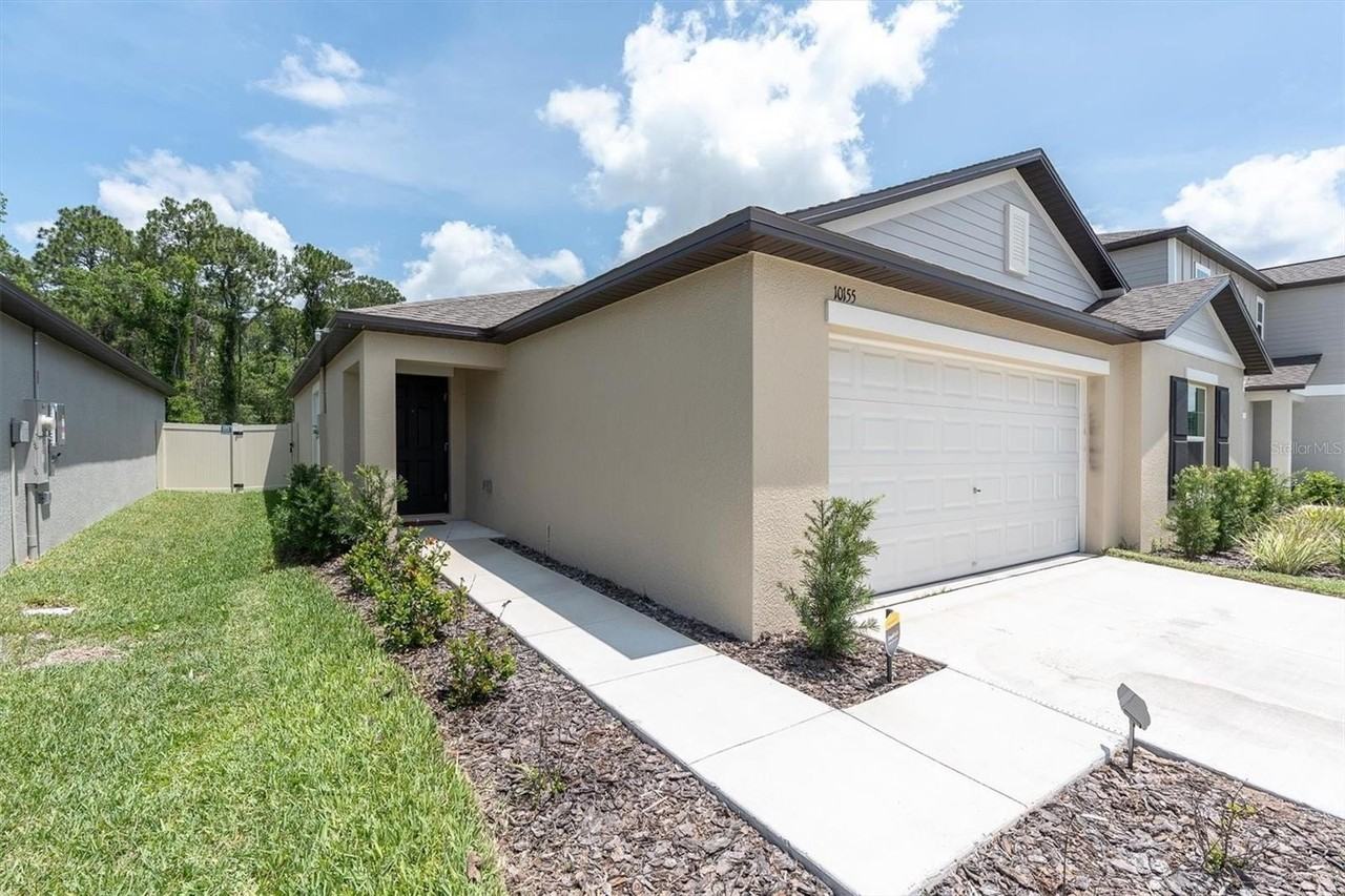 10155 Gentle Rain Dr - Photo 2 of 30