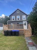 featured image of 215 N Hamilton St #2